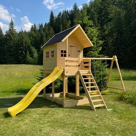 Na Cepcowym Деревянный коттедж Obidowa