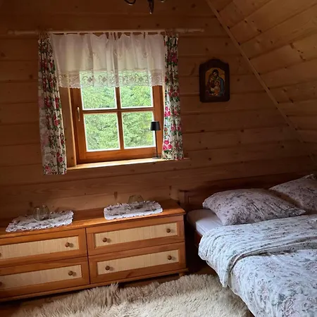 Na Cepcowym Деревянный коттедж *